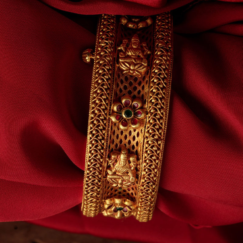Akshaya Gold Bangle GL10319