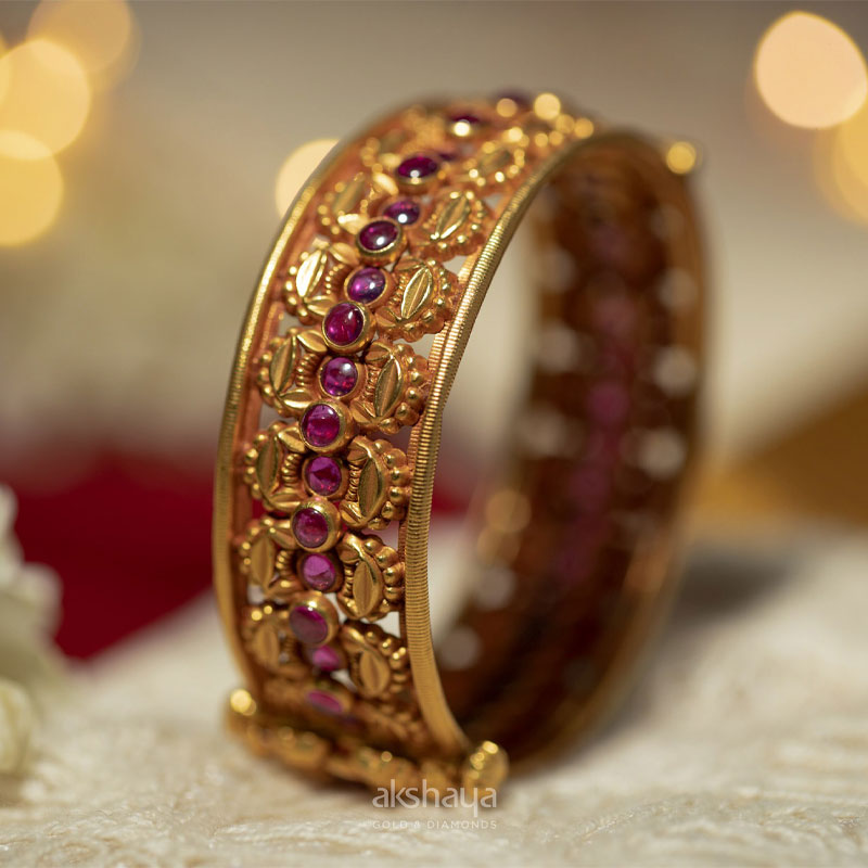 Akshaya Gold Bangle GL10320
