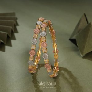 Akshaya Gold Bangle GL10330 Akshaya Gold Bangle GL10330