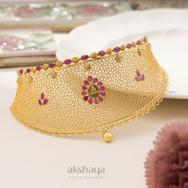 Necklace with Precious Stone