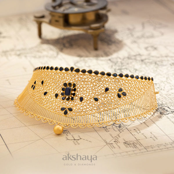 Gold Choker Necklace with Stone