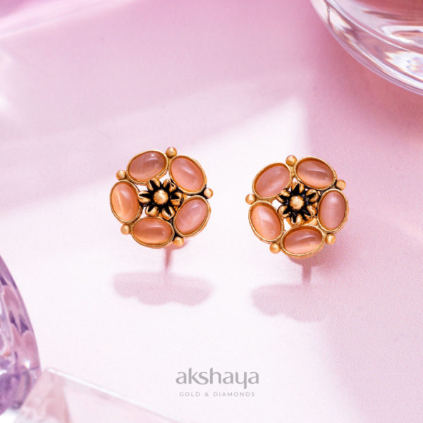 GOLD EARRING