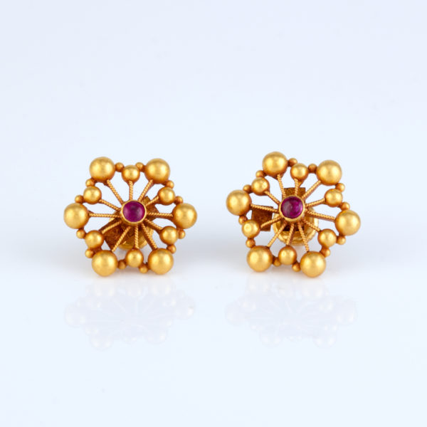 Gold Stud Earring with Stone