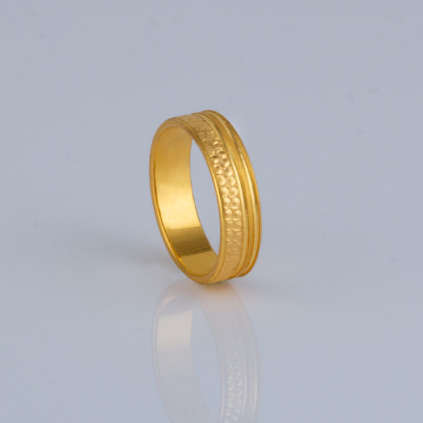 Gold Gents Ring