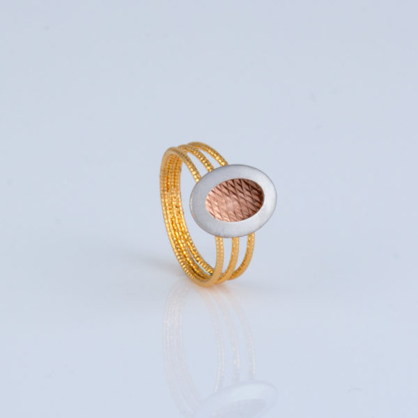Gold Ladies Ring