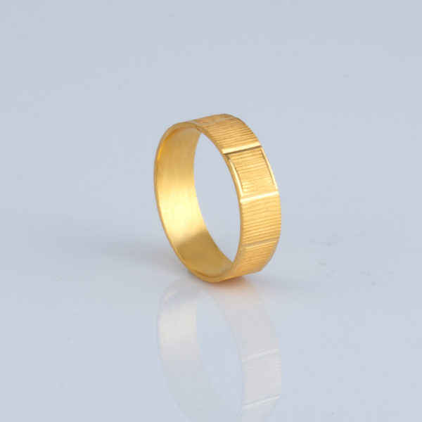 Gold Gents Ring