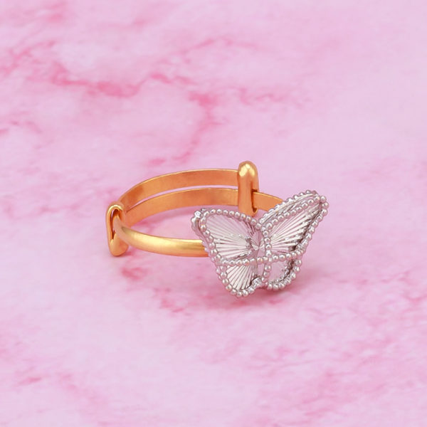 Gold Ladies Ring