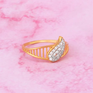 Gold Ladies Ring with Stone