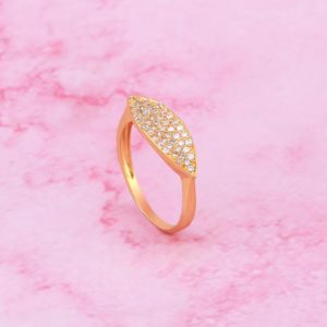 Gold Ladies Ring with Stone