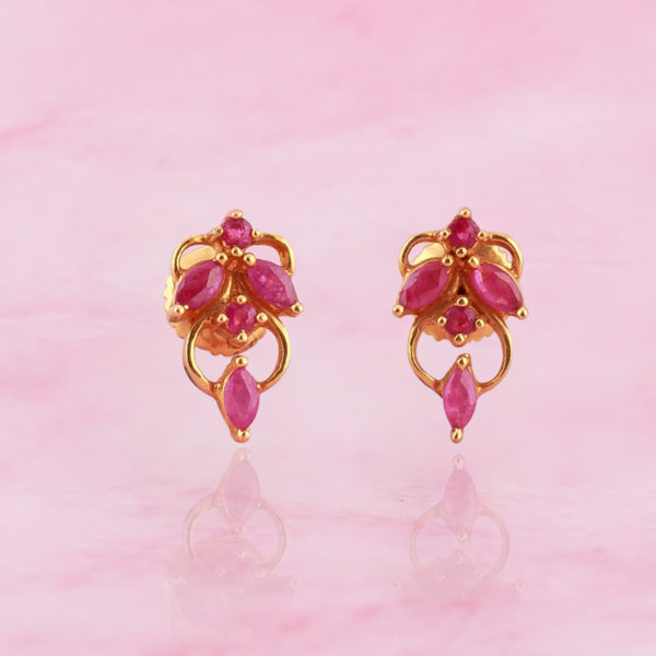 Gold Stud Earring with Stone
