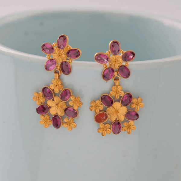 Gold Earring with Stone