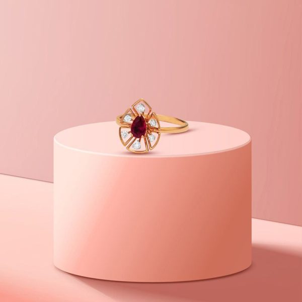 Diamond Ladies Ring
