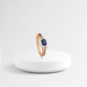 Diamond Ladies Ring with Stone