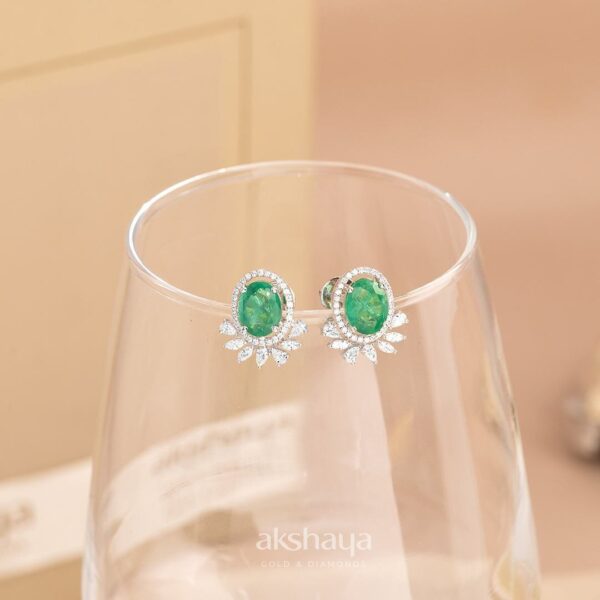Diamond Stud Earring
