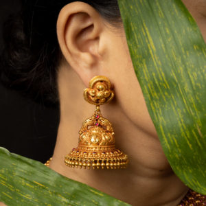 Akshaya Gold Earring GL10131